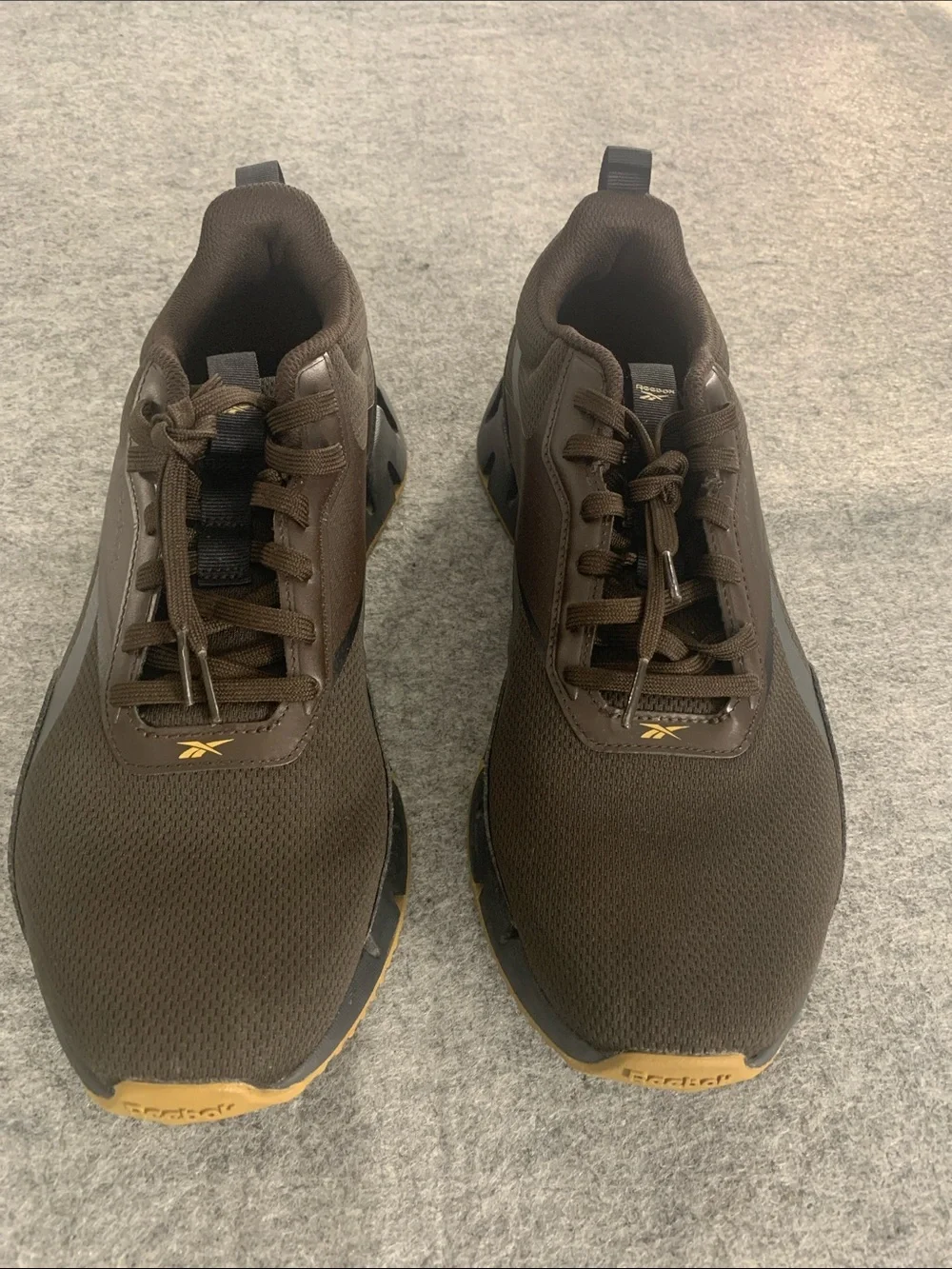 Reebok Men’s Dark Brown and Tan Low-Top Athletic Sneakers size 10.5